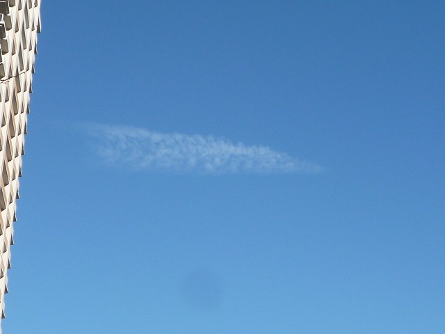 １１分後の飛行機雲