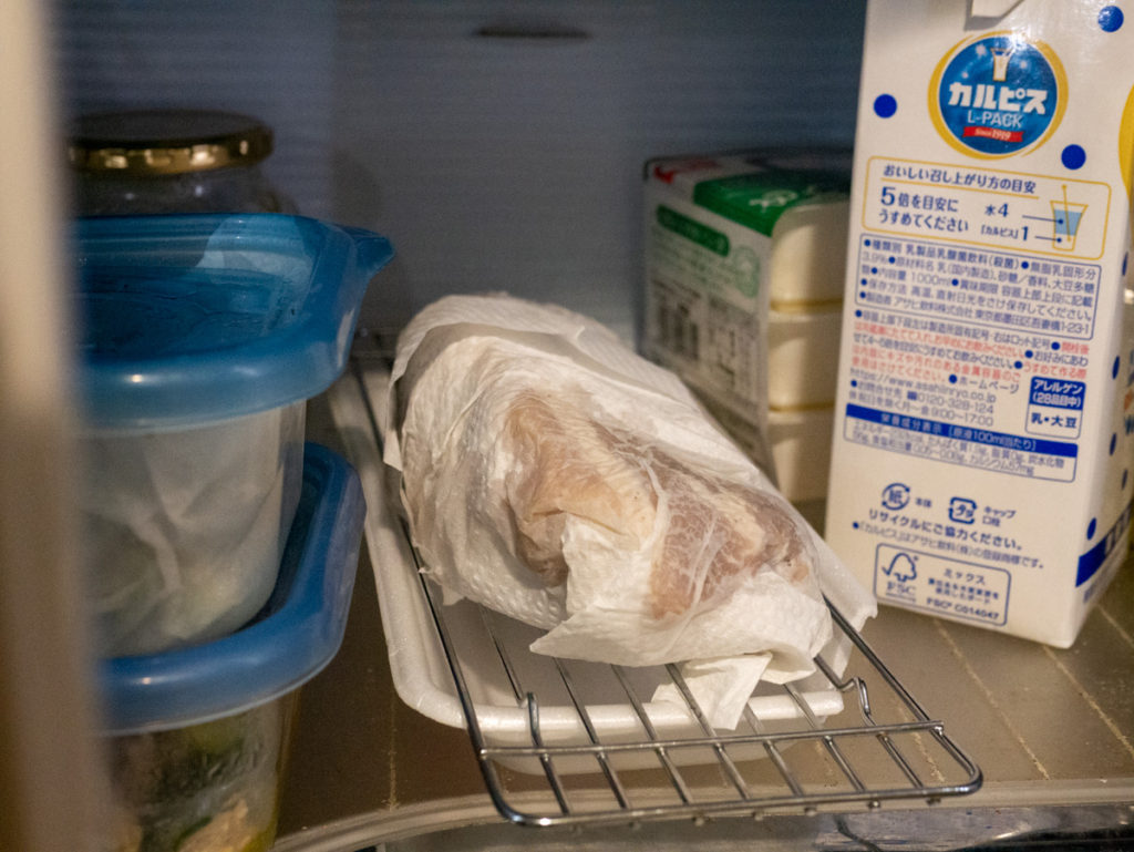 冷蔵庫に入れた豚肉